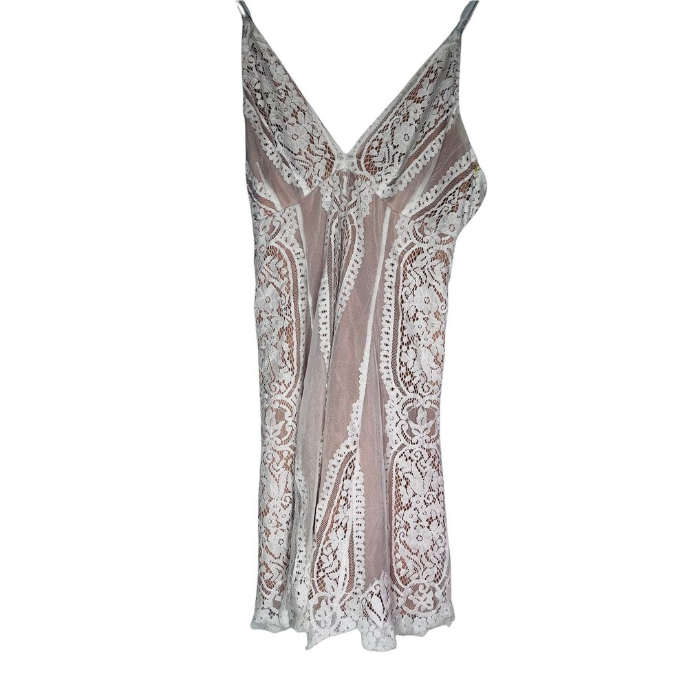 Lush Dress Size M Beige Floral Lace Sheath Spaghetti Strap Sexy Above Knee